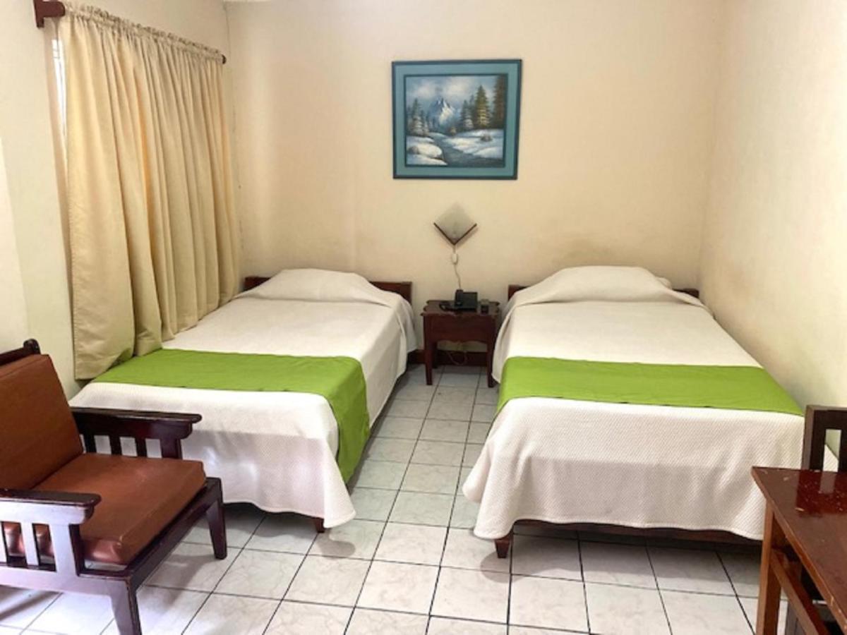 Lago Agrio Hotel D'Mario מראה חיצוני תמונה