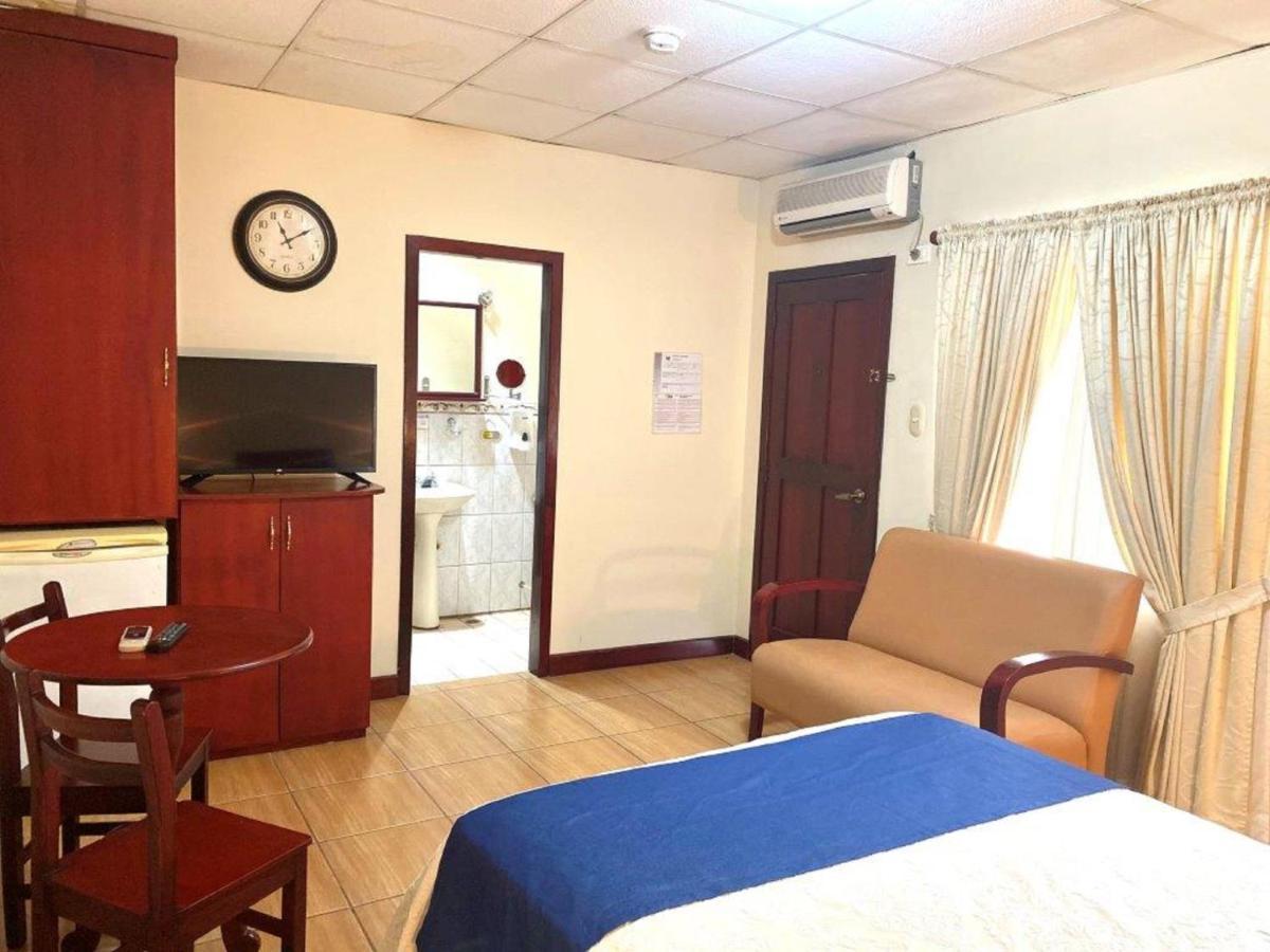 Lago Agrio Hotel D'Mario מראה חיצוני תמונה